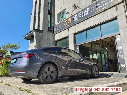 대전테슬라모델3리프레쉬/세인트아모아쿠아82/하이패스/광각미러/PPF패키지가 가능한 더카멀티샵