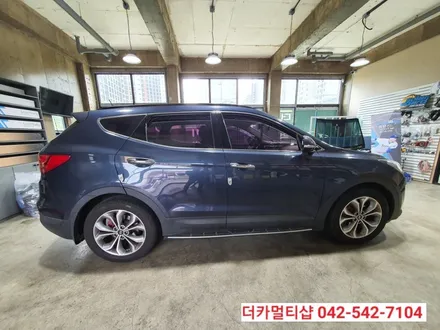 싼타페DM썬팅재시공 솔라가드 새턴 전문시공점 더카멀티샵에서 전면유리교체와 썬팅을 한번에