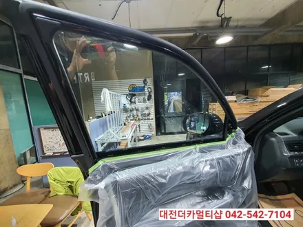 신차G4렉스턴 글라스틴트 반사썬팅으로 멋내기