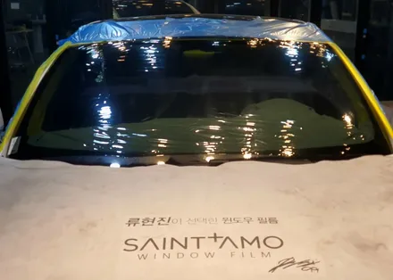 테슬라 모델S 전면유리 교체후 세인트아모 써밋 프리미엄썬팅시공