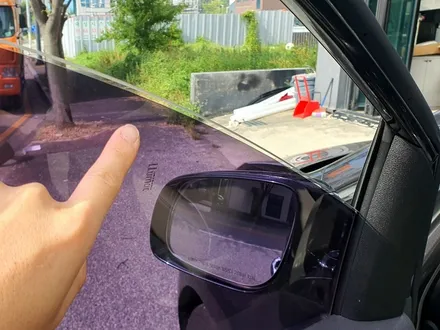 대전 올뉴카니발 썬팅재시공은 농도가 다양한 반사필름인 세인트아모 스퍼터로 하자!!