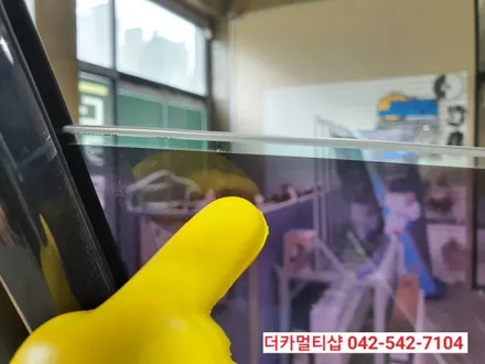 싼타페DM썬팅재시공 솔라가드 새턴 전문시공점 더카멀티샵에서 전면유리교체와 썬팅을 한번에