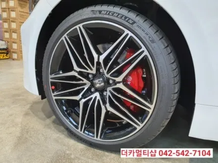 대전 글라스틴트 레이니블루전문 더카멀티샵에서 스팅어 신차검수 및 썬팅,블랙박스 장착