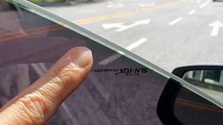 대전썬팅 BMW520D F10 세인트아모 스퍼터 반사썬팅으로 재시공하고 블랙박스 교체