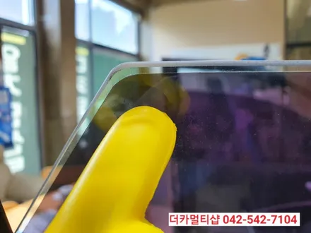 싼타페DM썬팅재시공 솔라가드 새턴 전문시공점 더카멀티샵에서 전면유리교체와 썬팅을 한번에
