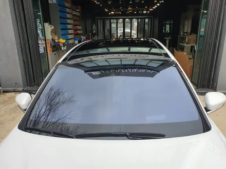 더뉴그랜저르블랑 고급스러움의 완성은 유쉴드 바이올렛 썬팅