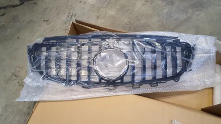 벤츠E300 W213 틴팅재시공은 글라스틴트 선셋 반사필름으로 완성 with 벤츠W213 세로그릴 교체