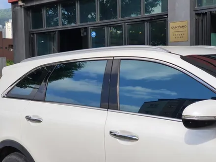블루빛 썬팅필름을 찾으신다면 글라스틴트 레이니블루가 답이다!!