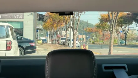벤츠E300 W213 후면유리썬팅과 아이나비블랙박스장착