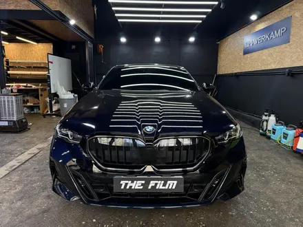 목동 랩핑, BMW 아이코닉 글로우 그릴. 크롬죽이기로 강렬한 인상 구현! / 영등포구 당산동