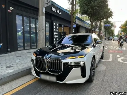 송파 랩핑, BMW 740i 투톤의 매력 발산 시간! 강력한 말끔함이 여러분들 차량에 적용될 예정. / 영등포구 당산동