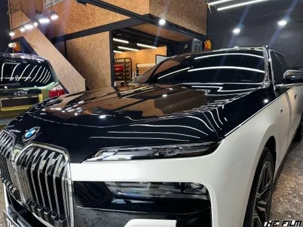 송파 랩핑, BMW 740i 투톤의 매력 발산 시간! 강력한 말끔함이 여러분들 차량에 적용될 예정. / 영등포구 당산동