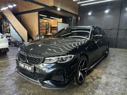 우주명차 BMW M340i. 카본 필름에 의해 섬려해진 분위기. 영등포 PPF. / 영등포구 당산동