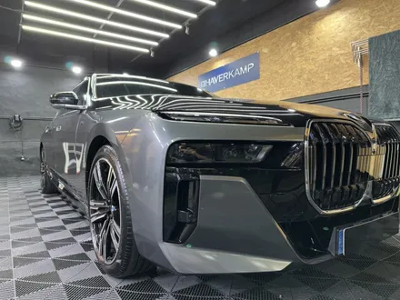 강남 랩핑 BMW i7을 롤스로이스 보다 고급지게 만드는 방법! / 영등포구 당산동
