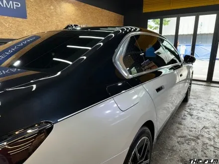 송파 랩핑, BMW 740i 투톤의 매력 발산 시간! 강력한 말끔함이 여러분들 차량에 적용될 예정. / 영등포구 당산동