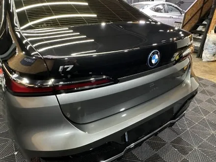 강남 랩핑 BMW i7을 롤스로이스 보다 고급지게 만드는 방법! / 영등포구 당산동