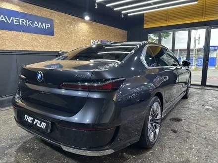 목동 랩핑, 실패가 없는 시스템 BMW 740i 고광택 GT 실버 투톤 랩핑. / 영등포구 당산동