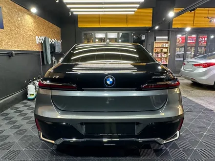 강남 랩핑 BMW i7을 롤스로이스 보다 고급지게 만드는 방법! / 영등포구 당산동
