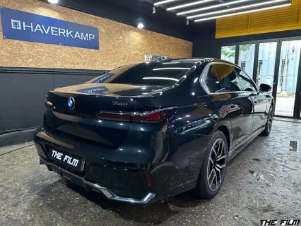 송파 랩핑, BMW 740i 투톤의 매력 발산 시간! 강력한 말끔함이 여러분들 차량에 적용될 예정. / 영등포구 당산동