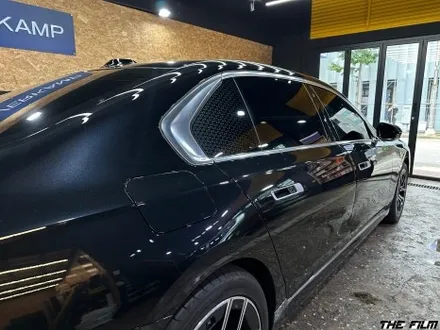 송파 랩핑, BMW 740i 투톤의 매력 발산 시간! 강력한 말끔함이 여러분들 차량에 적용될 예정. / 영등포구 당산동