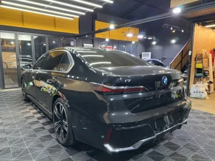 강남 랩핑 BMW i7을 롤스로이스 보다 고급지게 만드는 방법! / 영등포구 당산동