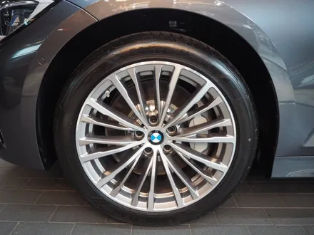 BMW 330i 미네랄그레이, 솔라가드 퀀텀이랑 잘 어울려요! / 강남 송파 서초