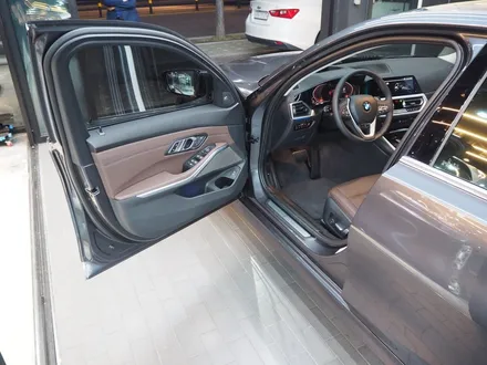 BMW 330i 미네랄그레이, 솔라가드 퀀텀이랑 잘 어울려요! / 강남 송파 서초