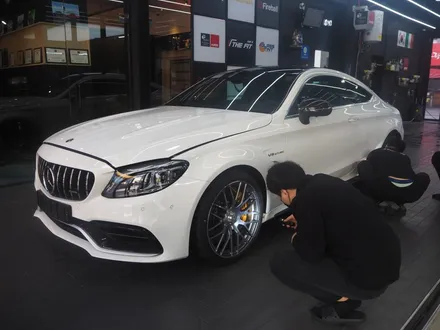 벤츠 C63 AMG~ 오너프로 PPF 풀 시공과 윈드쉴드 시공기!! / 강남 송파 서초