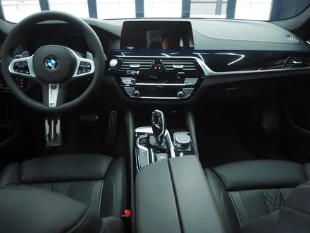 BMW 530i 신차패키지 더핏카샵 문을 두드리고 왔어요 / 강남 송파 서초