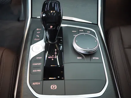 BMW 330i 미네랄그레이, 솔라가드 퀀텀이랑 잘 어울려요! / 강남 송파 서초