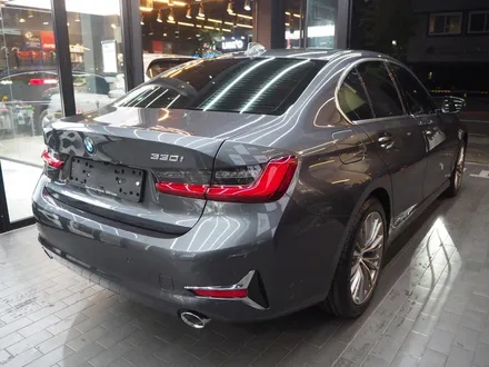 BMW 330i 미네랄그레이, 솔라가드 퀀텀이랑 잘 어울려요! / 강남 송파 서초