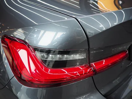 BMW 330i 미네랄그레이, 솔라가드 퀀텀이랑 잘 어울려요! / 강남 송파 서초