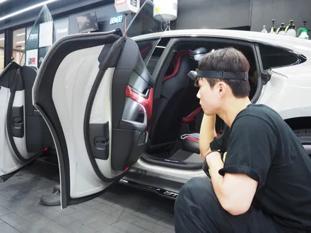 포르쉐 타이칸 GTS, 틴팅부터 전체 PPF 시공까지 한 번에 제대로 할 수 있는 강남샵 추천!! / 강남 송파 서초