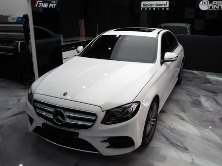벤츠 E300 AMG Line - 글라스틴트 슈어로 했어요! / 강남구 개포동