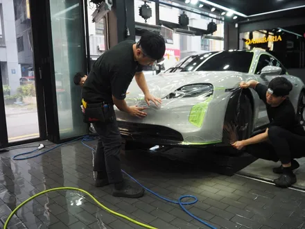 포르쉐 타이칸 GTS!! 신차패키지 꼼꼼샵(틴팅+전체PPF+블랙박스 등) / 강남 송파 서초