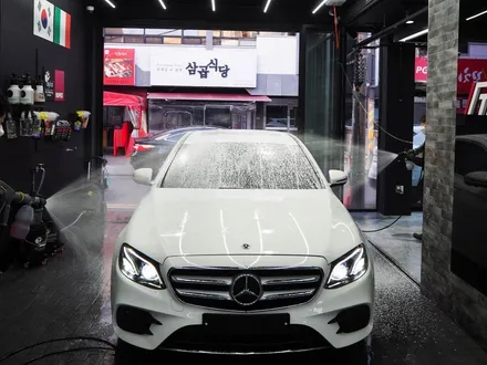 벤츠 E300 AMG Line - 글라스틴트 슈어로 했어요! / 강남구 개포동