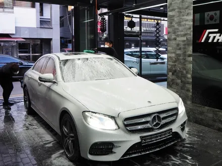 벤츠 E300 AMG Line - 글라스틴트 슈어로 했어요! / 강남구 개포동