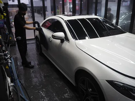 벤츠 CLS 300d!! 글라스틴트 슈어X+옵틱W 믹스 시공 조합으로 / 강남 송파 서초