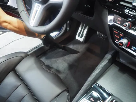 BMW M5! 소문대로 역시 신차패키지는 더핏카샵? / 강남 송파 서초