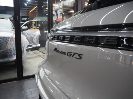 포르쉐 마칸 GTS!! 솔라가드 프리미엄 퀀텀 가격+성능+멋스러움까지~ / 강남 송파 서초
