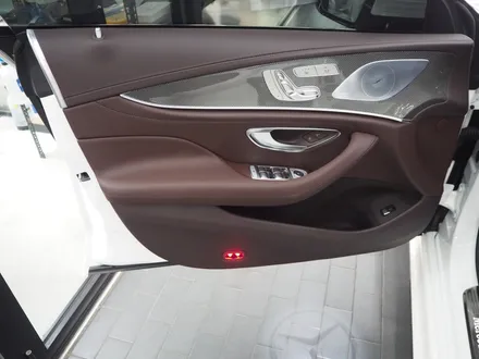 벤츠 CLS 300d!! 글라스틴트 슈어X+옵틱W 믹스 시공 조합으로 / 강남 송파 서초