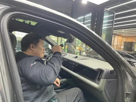포르쉐 카이엔, 글라스틴트 슈어X를 만나다 / 강남구 개포동