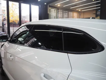 람보르기니 우루스~ 한큐에 정성+깔끔 시공하는 더핏카샵으로!! / 강남 송파 서초