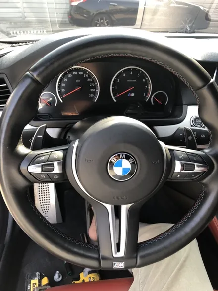 더핸들 bmw f10 f30 m핸들 가죽교체,가죽복원,알칸타라 작업 / 남양주 별내면