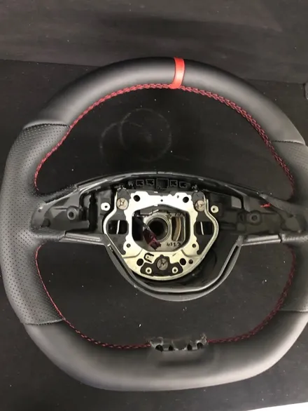 벤츠핸들 복원!! 벤츠 cla 45amg 핸들가죽교체 복원작업입니다. / 남양주 별내면