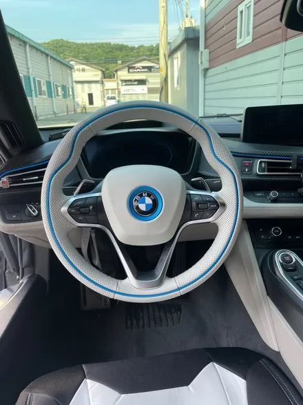 bmw i8 핸들가죽교체! 더핸들본점 / 남양주 별내면