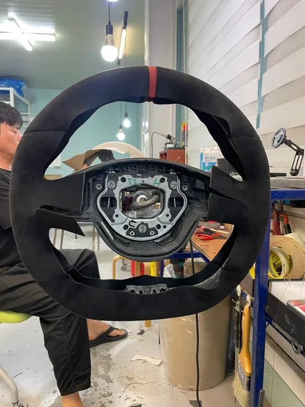 [더핸들]벤츠 CLA 45 AMG 4MATIC C117 순정 알칸타라 핸들 오염·손상 → 신품급 복원 작업기 / 남양주 별내면