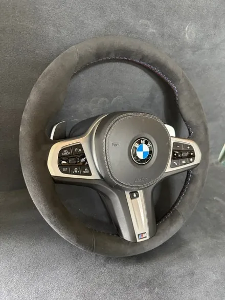 BMW X6 M60i G06 순정 가죽 핸들 → 알칸타라 핸들 리메이크 (by 더핸들) / 남양주 별내면