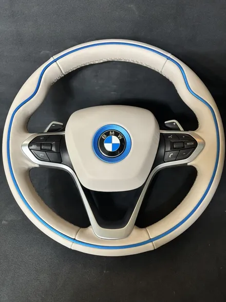 더핸들 BMW i8 핸들컬러변경 가죽교체 작업 / 남양주 별내면