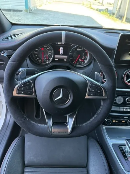 [더핸들]벤츠 CLA45 AMG 4MATIC C117 핸들가죽교체 알칸타라 작업 / 남양주 별내면